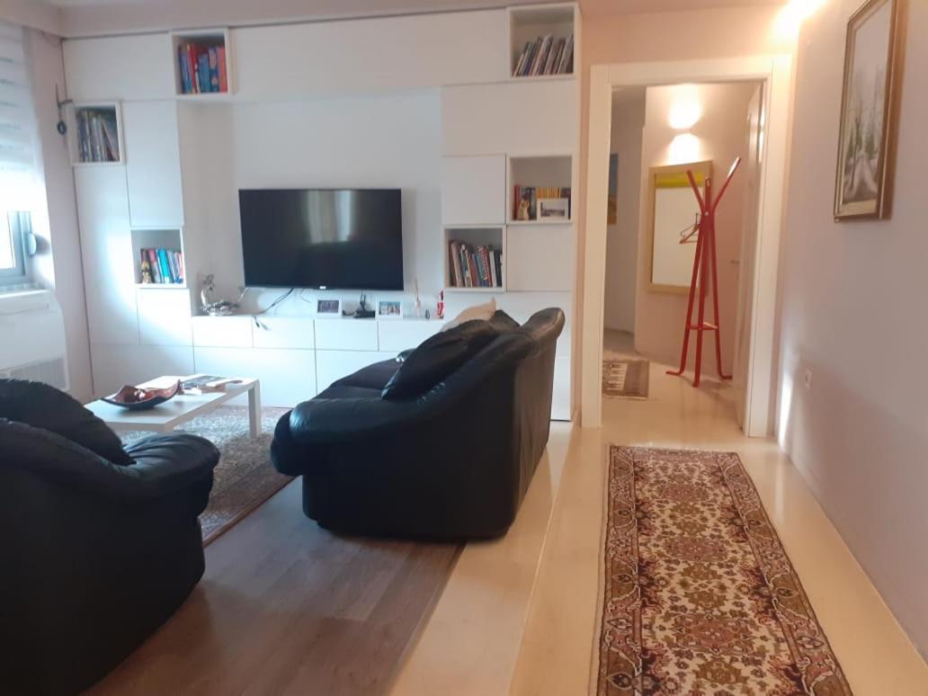 Lake View Apartment Tirana Exterior foto