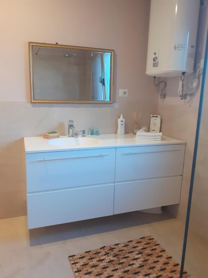 Lake View Apartment Tirana Exterior foto